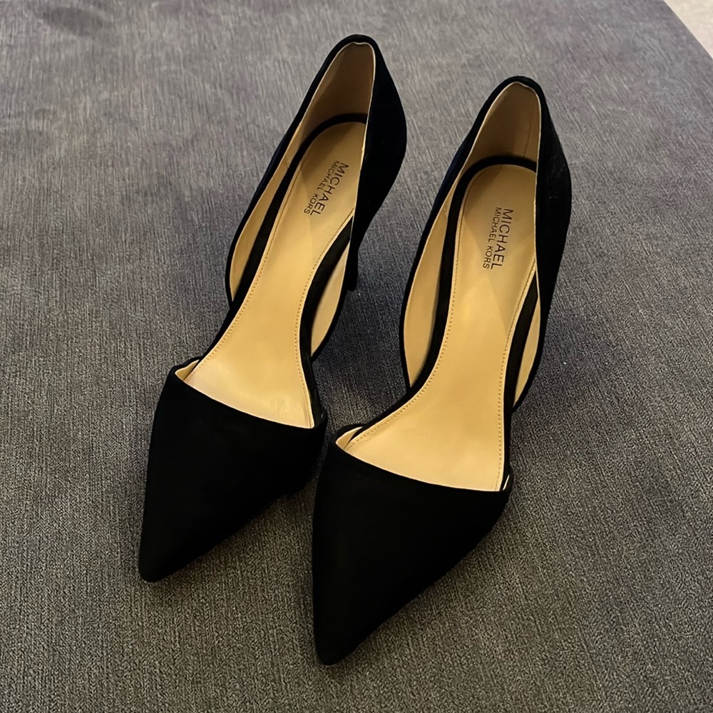 Michael Kors Velvet Black Pump